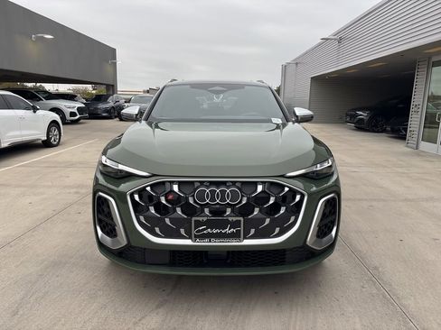 New 2025 Audi SQ5 Premium Plus image 2