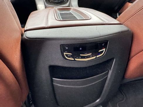 Used 2020 Cadillac Escalade Luxury AWD/4WD image 19