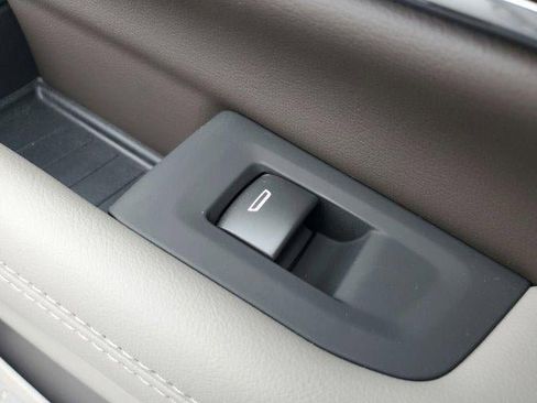 New 2026 GMC Yukon XL Elevation w/ Elevation Premium Package image 12