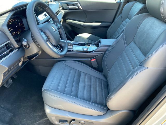 New 2026 Mitsubishi Outlander SE AWD/4WD image 10