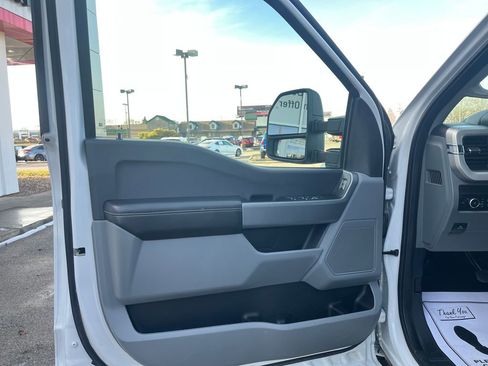 Used 2024 Ford F250 XLT image 12