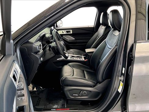 Used 2020 Ford Explorer ST w/ ST Street Pack image 18