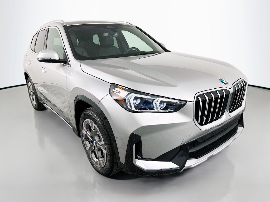 Used 2026 BMW X1 xDrive28i w/ Convenience Package AWD/4WD image 3