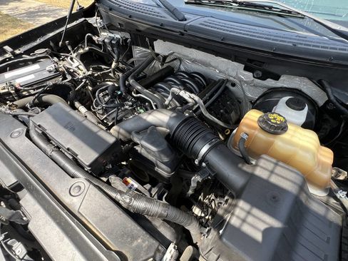 Used 2013 Ford F150 XLT image 30