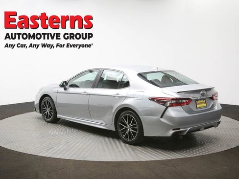 Used 2024 Toyota Camry SE image 63