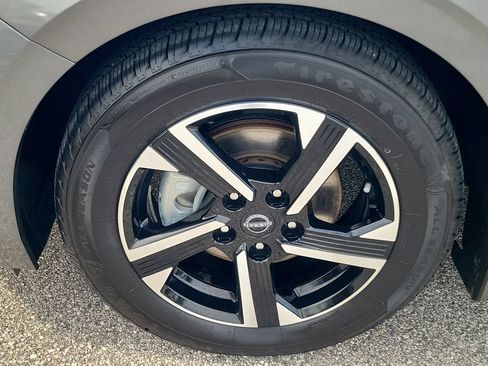 Used 2024 Nissan Sentra SV FWD image 7