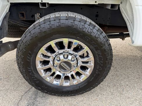 Used 2022 Ford F250 XLT w/ XLT Premium Package image 40