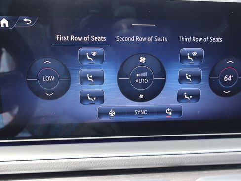 Used 2025 Mercedes-Benz GLS 450 4MATIC image 27