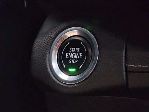 Used 2023 Buick Envision Essence w/ Sport Touring Package image 22