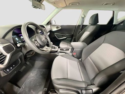 New 2025 Kia Soul LX image 19
