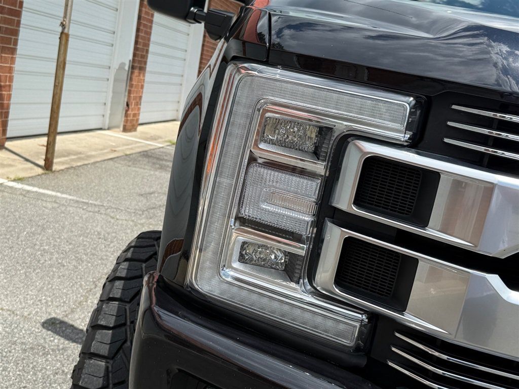 Used 2019 Ford F350 Limited w/ FX4 Off-Road Package AWD/4WD image 9