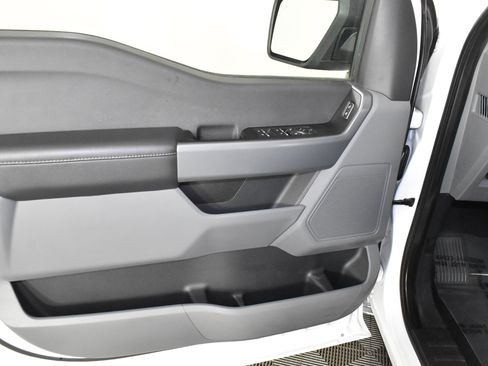 Used 2022 Ford F150 XLT image 38