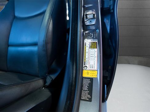 Used 2006 BMW 325i Sedan image 21