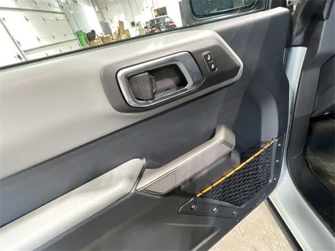 Used 2023 Ford Bronco Badlands image 19