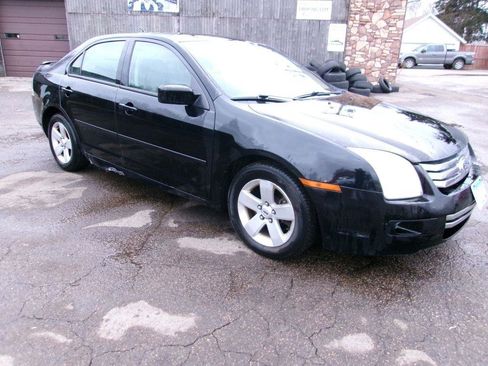 Used 2007 Ford Fusion SE image 4