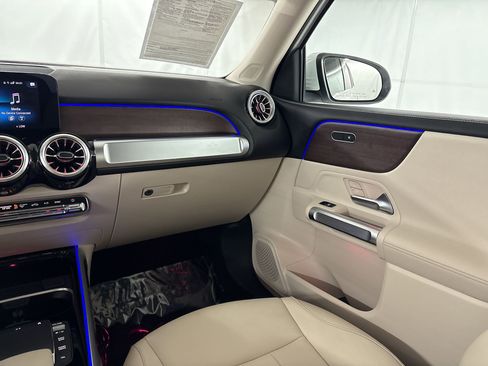 Certified 2022 Mercedes-Benz GLB 250 image 29