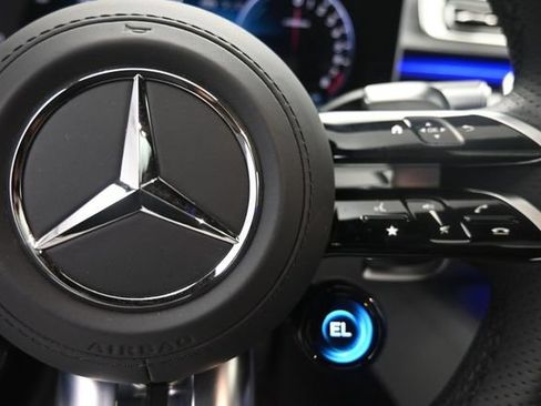 Used 2025 Mercedes-Benz S 63 AMG S image 14