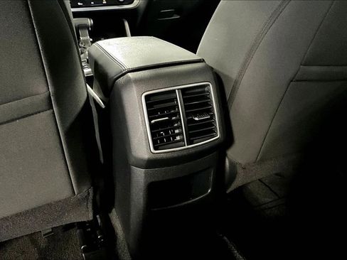 Used 2023 Kia Sportage LX image 32