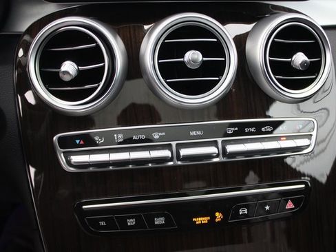 Used 2021 Mercedes-Benz GLC 300 4MATIC image 8