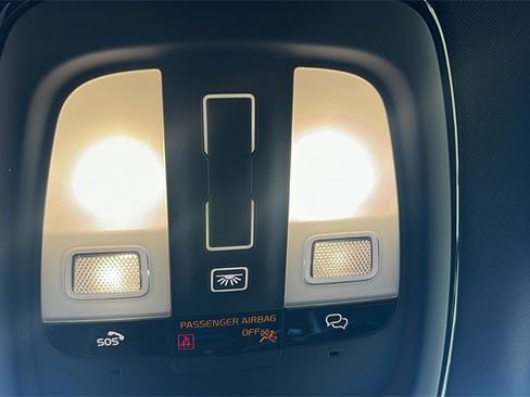 Certified 2023 Volvo XC90 B5 Plus w/ Protection Package image 18