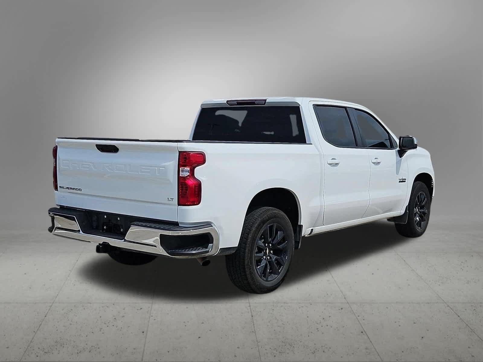 Used 2022 Chevrolet Silverado 1500 LT w/ Protection Package RWD image 6