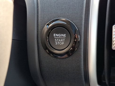 Certified 2025 Ford Expedition Active image 26