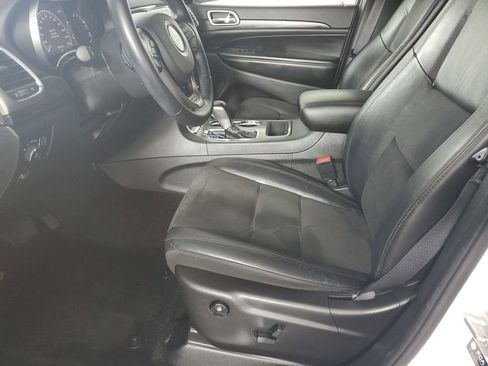 Used 2021 Jeep Grand Cherokee Laredo X RWD image 11
