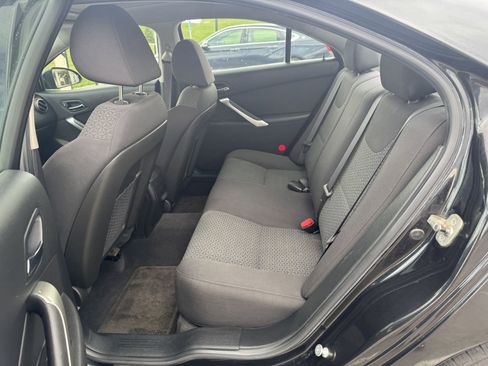 Used 2010 Pontiac G6 Sedan FWD image 6