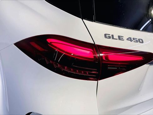 New 2026 Mercedes-Benz GLE 450 4MATIC image 5