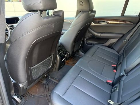 Used 2021 BMW X3 xDrive30i w/ Parking Assistance Package AWD/4WD image 11