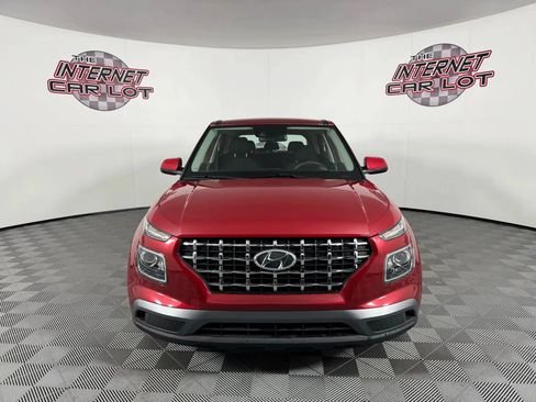Used 2022 Hyundai Venue SE w/ Cargo Package FWD image 4