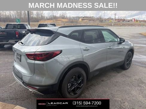 Used 2025 Chevrolet Blazer LT w/ Midnight/Sport Edition image 6