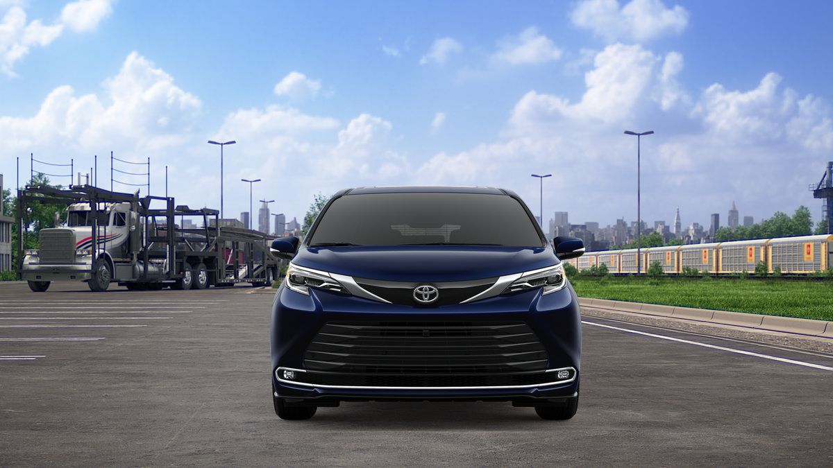 New 2026 Toyota Sienna Platinum AWD/4WD image 17