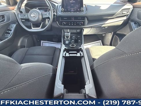 Used 2023 Nissan Rogue S AWD/4WD image 45