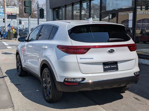 Used 2022 Kia Sportage LX w/ LX AWD Value Edition Package image 9