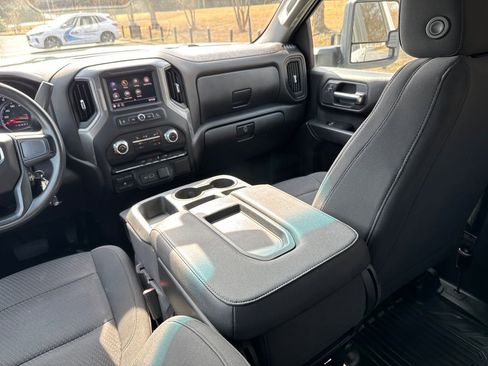 Used 2022 GMC Sierra 2500 Pro w/ Convenience Package image 31