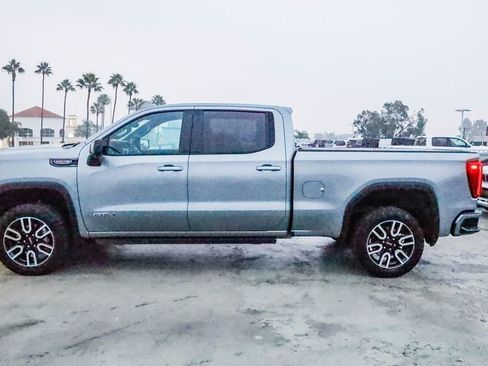 Used 2023 GMC Sierra 1500 AT4 w/ Technology Package image 12