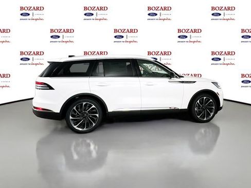 New 2026 Lincoln Aviator Reserve w/ Luxury Package image 8