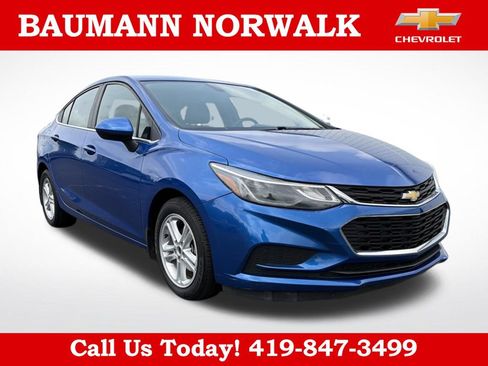 Used 2016 Chevrolet Cruze LT FWD image 1