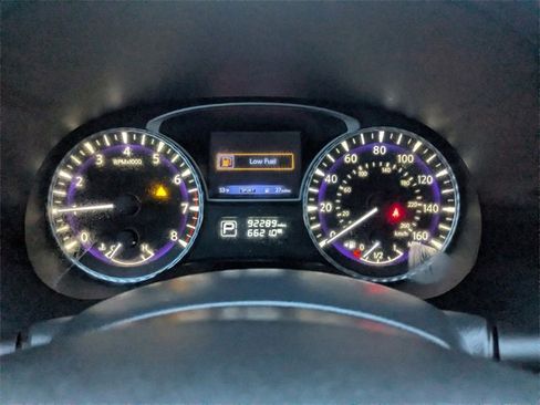 Used 2018 INFINITI QX60 FWD w/ Deluxe Technology Package image 31