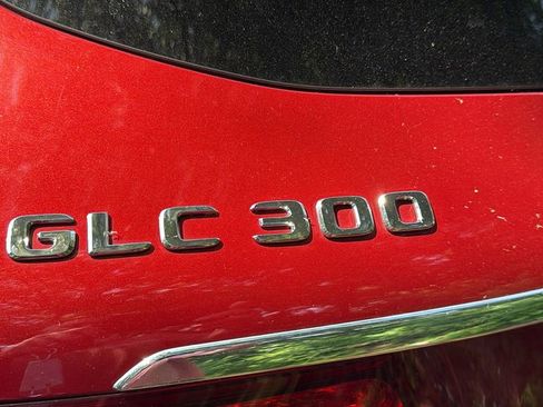 Used 2018 Mercedes-Benz GLC 300 image 5