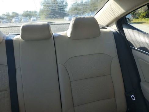 Used 2017 Hyundai Elantra Value Edition image 14