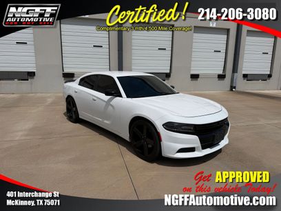 Used 2020 Dodge Charger SXT w/ Blacktop Package