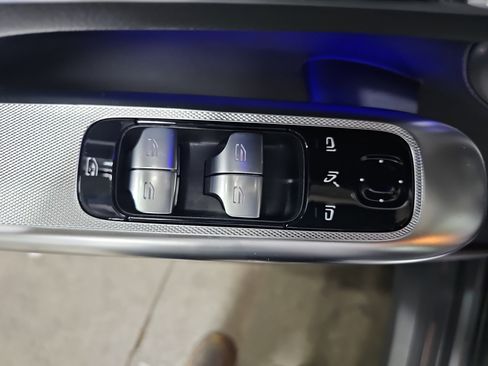 New 2026 Mercedes-Benz GLC 300 image 28