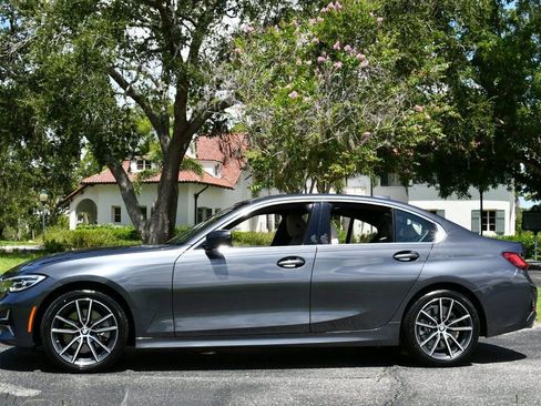 Used 2020 BMW 330i Sedan w/ Premium Package image 25