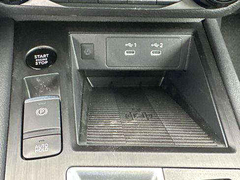 New 2026 Nissan Kicks SV w/ SV Premium Package image 36