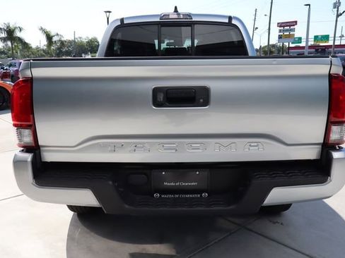 Used 2022 Toyota Tacoma SR w/ SR Convenience Package image 5