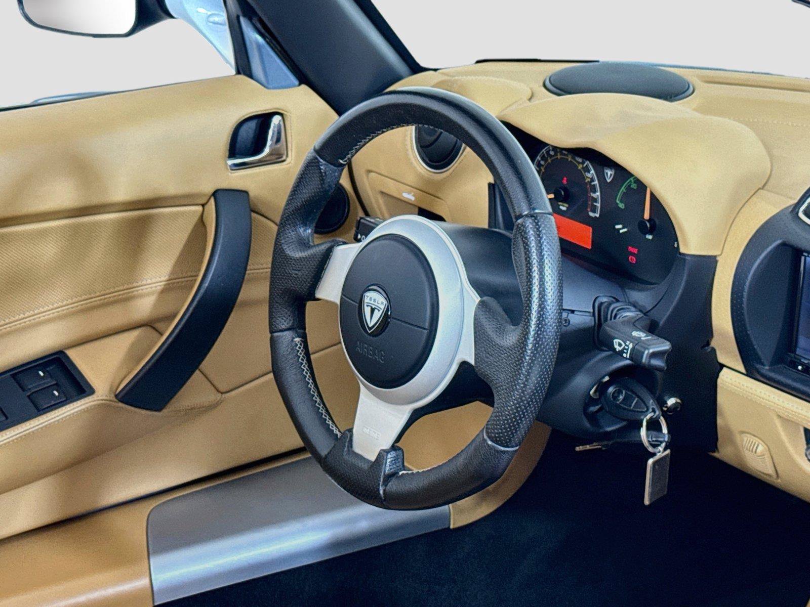 Used 2011 Tesla Roadster Sport RWD image 26