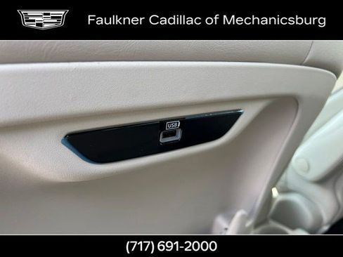 Used 2020 Chrysler Pacifica Limited w/ Advanced Safetytec Group FWD image 23