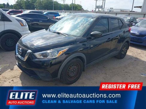Used 2020 Nissan Kicks S FWD image 4